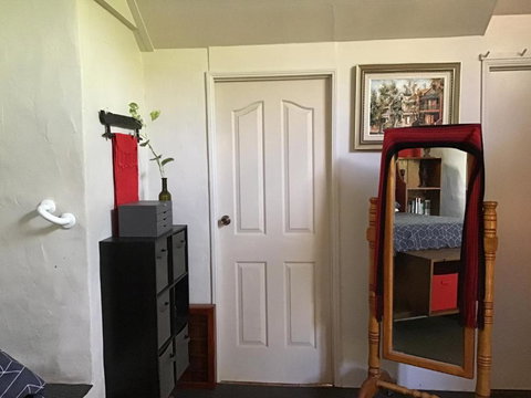 Rossmount Rural Retreat - eAccommodation 0