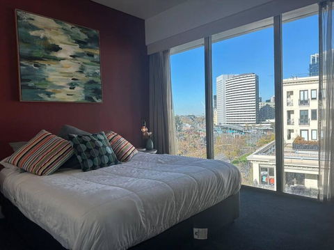 Royal Garden Residence - eAccommodation 0