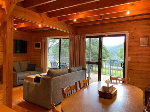 Russell Falls Holiday Cottages - eAccommodation 3