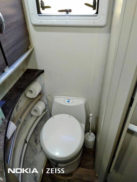 RV Caravan In Rural Setting On Edge Of Town Close To AgQuip - eAccommodation 3