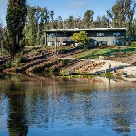 Saladin Lodge - eAccommodation 0