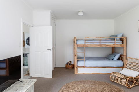 Saltwood - eAccommodation 2