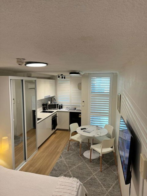 Sam The Central Studio - eAccommodation 2