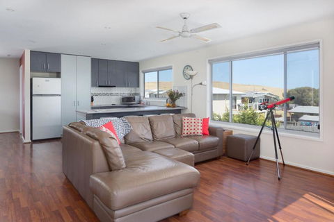 San Remo Views - eAccommodation 0