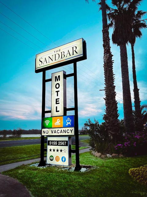Sandbar Motel - eAccommodation 1
