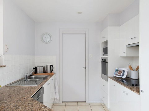 Sandcastle Shores - eAccommodation 3