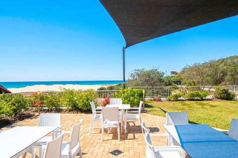 Sandcastles On Currumbin Beach - eAccommodation 1