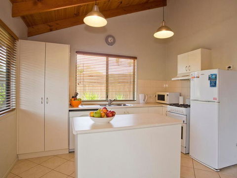 Sandhurst Escape 2 17 - eAccommodation 1