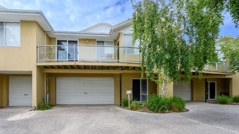 Sandpiper 9 - Close To Town And Beach - eAccommodation 0