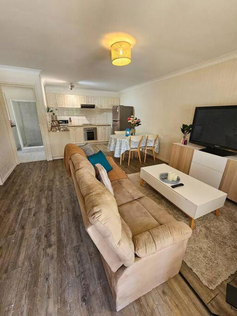 Sandringham Tranquil Retreat - eAccommodation 0