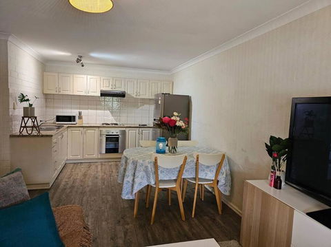Sandringham Tranquil Retreat - eAccommodation 1