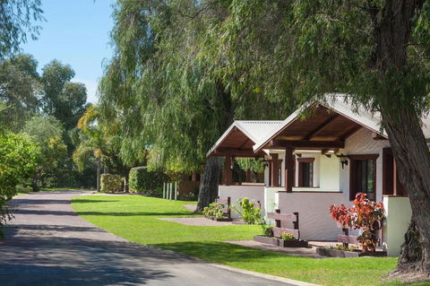 Sandy Bay Holiday Park - eAccommodation 2