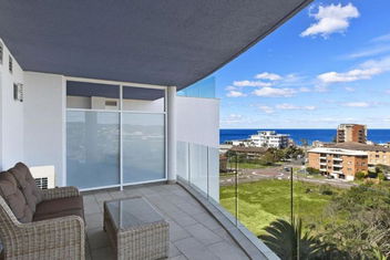 Sandy Cove Apartment The Entrance 48b with eAccommodation