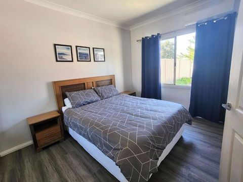 Sandy Feet - eAccommodation 2