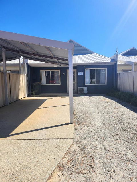 Sandy Feet - eAccommodation 0