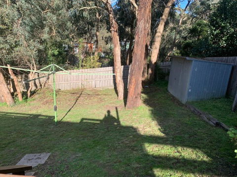 Serene 4-bedroom House In Melbourne East - eAccommodation 3