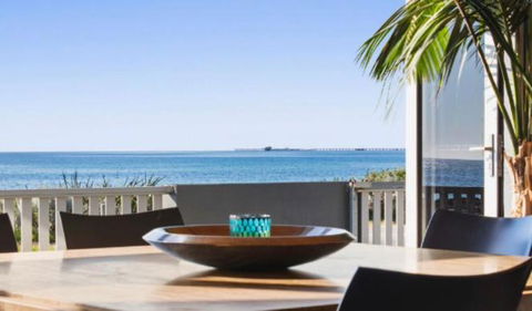 THE DECK HOUSE - Beautiful Busselton Beachfront - eAccommodation 2