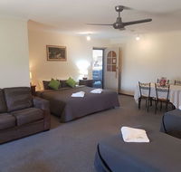 Beachport Motor Inn - eAccommodation