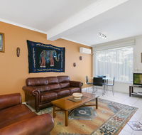 Black Dolphin Waterfront Apartment - eAccommodation