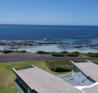 Boathouse - nearly in the water and wonderful views - eAccommodation