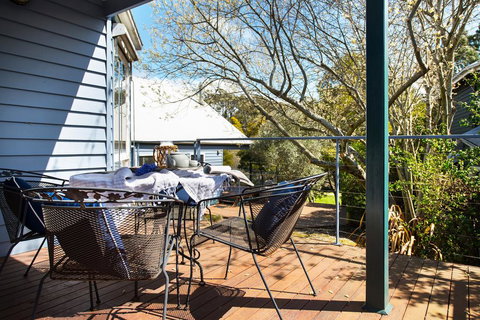 Boatshed Villa Yellow Door - eAccommodation 2