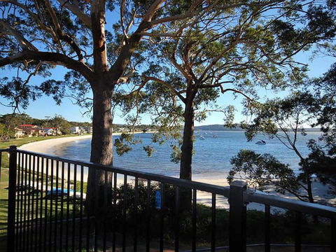Wanda Magic Beautiful Water Front House - eAccommodation 3