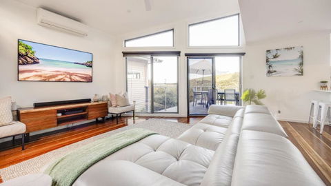 Wanna Wanna Beach House - eAccommodation 3