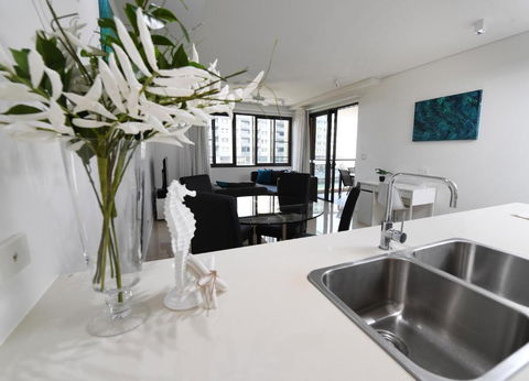 WATERFRONT DARWIN TROPICAL GEM - eAccommodation 1