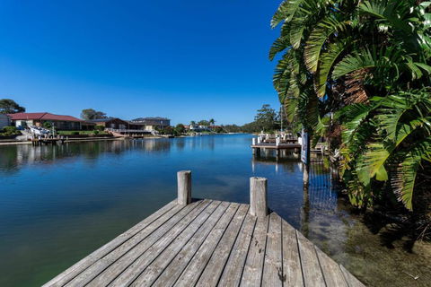 Waterfront Delight On Cater - eAccommodation 0