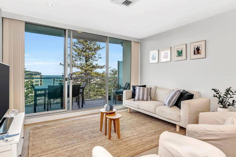 Waterfront Resort-Style Living At Glenelg Beach - eAccommodation 0