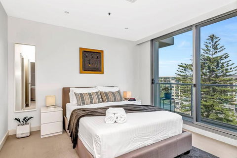 Waterfront Resort-Style Living At Glenelg Beach - eAccommodation 1