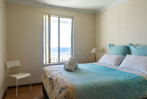 Watts Surf Shack In Gracetown - eAccommodation 2