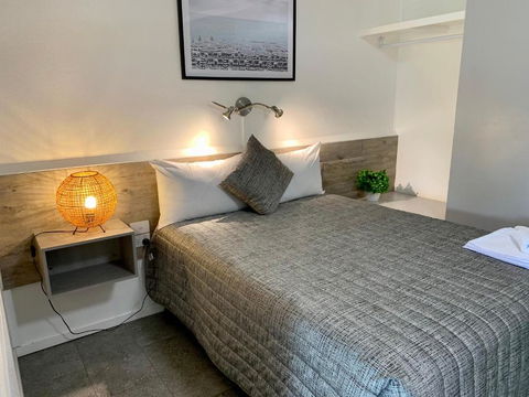 Y Motels Kingaroy - eAccommodation 1