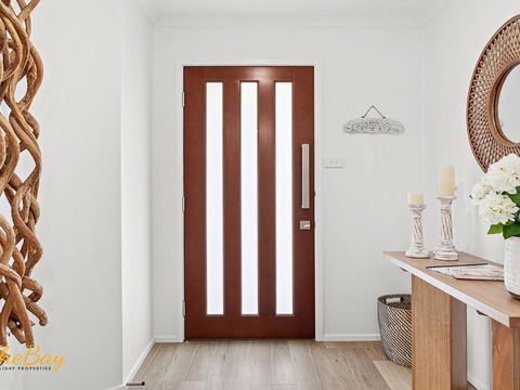 Waves On Whitesands - eAccommodation 2