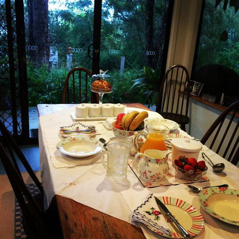 Whispering Pines Bed And Breakfast - eAccommodation 2