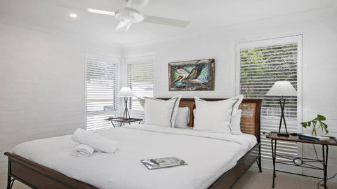 Whitecaps - Pearl Beach - eAccommodation 1