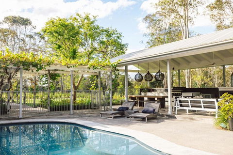 Whitevale Luxury Estate - eAccommodation 0