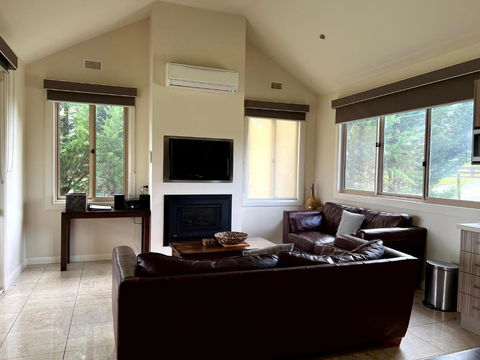 Wild Cattle Creek Estate - eAccommodation 3