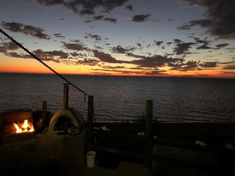 Wilderness Island - eAccommodation 0