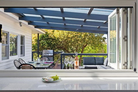 Winton - Sorrento Seaside Living - eAccommodation 0