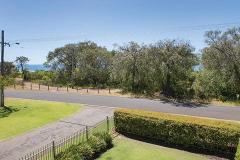 XYZ Holiday Home - eAccommodation 2