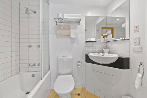 YEHS Hotel Melbourne CBD - eAccommodation 2