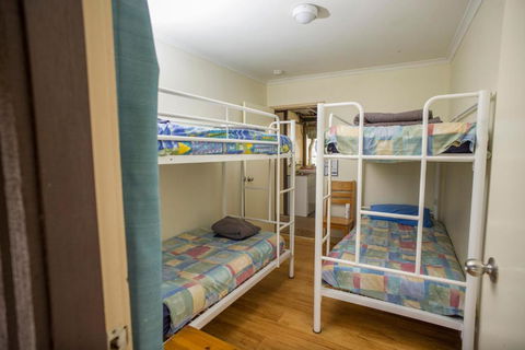 YHA Pittwater Eco, Sydney - eAccommodation 1