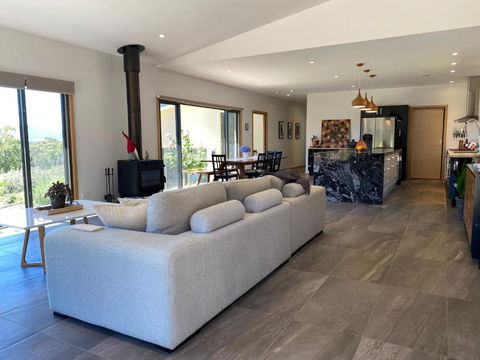 Yarra Valley Country Escape - eAccommodation 2