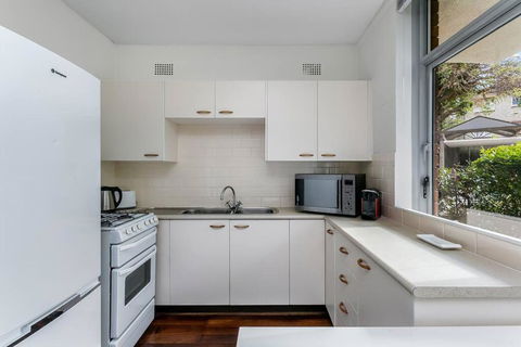 YNG03 - Cremorne - Young Street - eAccommodation 2