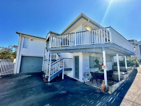 Your Mira Mar Hide Away - eAccommodation 0