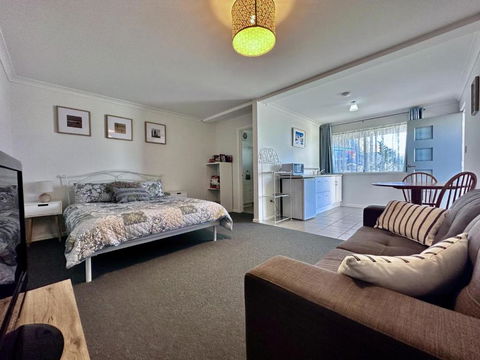 Your Mira Mar Hide Away - eAccommodation 3