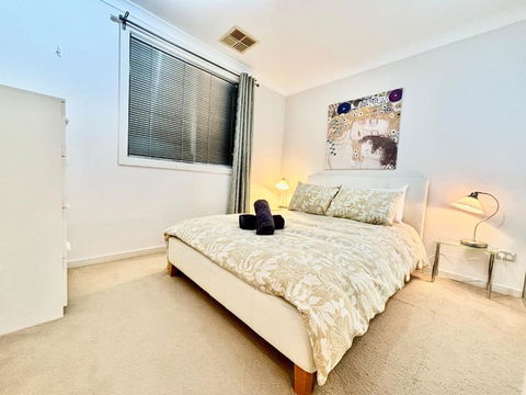 Your Tranquil Haven In East Perth - eAccommodation 0