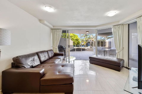 ZANZ205- Exclusive Outdoor Spa With Ocean Glimpses - eAccommodation 0