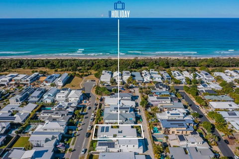 Zen Garden Beach House Casuarina By UHoliday - eAccommodation 2